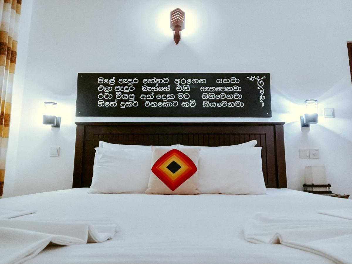 Aliya Aliya Hikkaduwa Hotel Bagian luar foto
