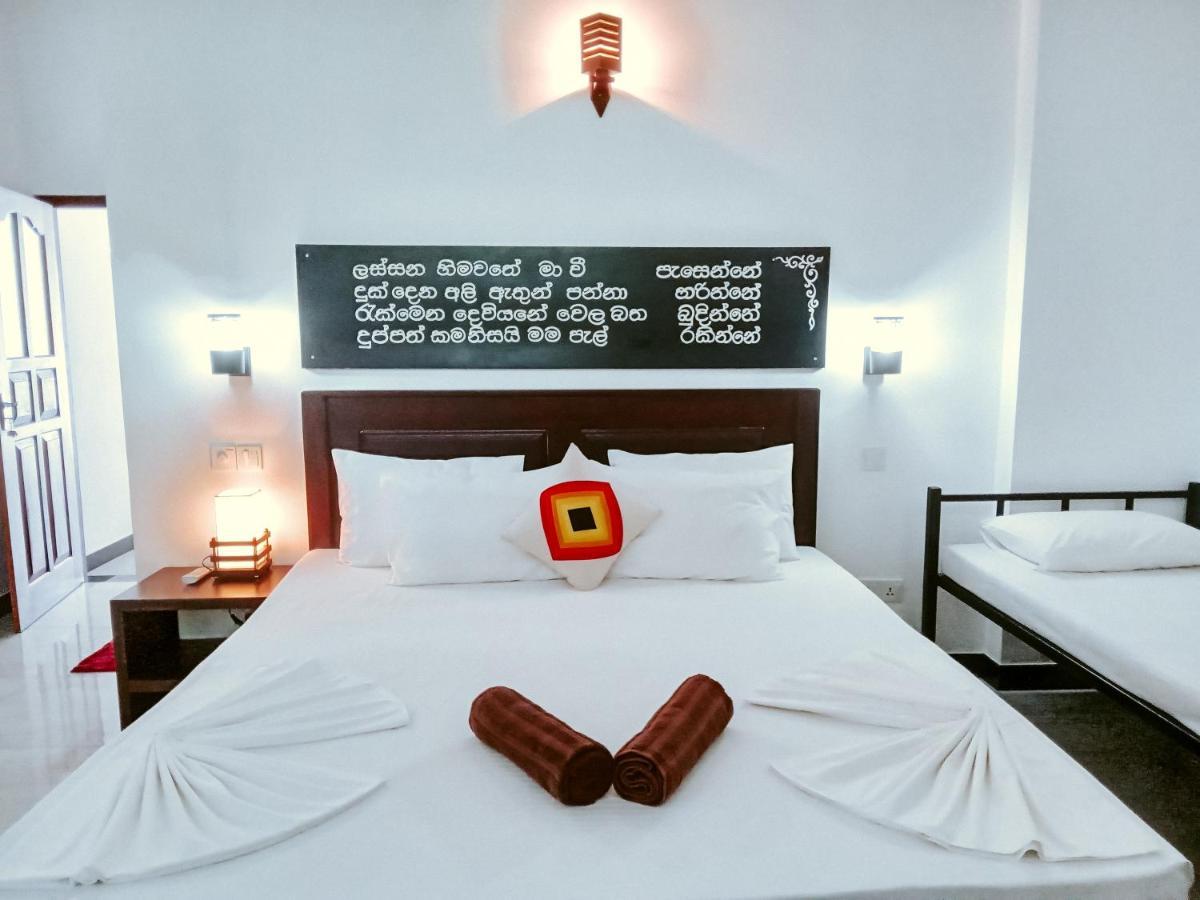 Aliya Aliya Hikkaduwa Hotel Bagian luar foto